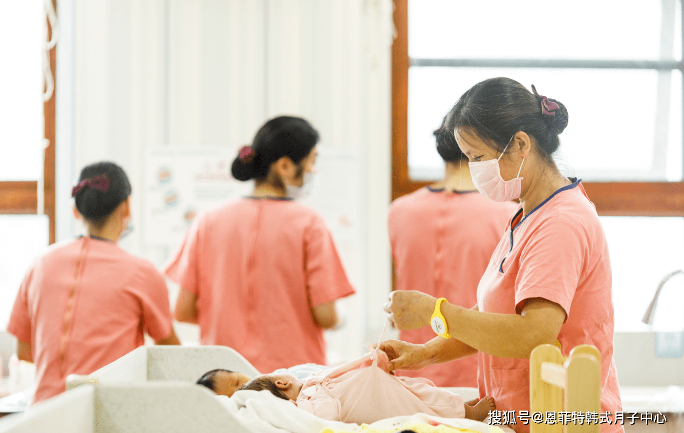 【纯干货】资深护士长照顾0-1岁宝宝,整理出8个宝宝护理小妙招!