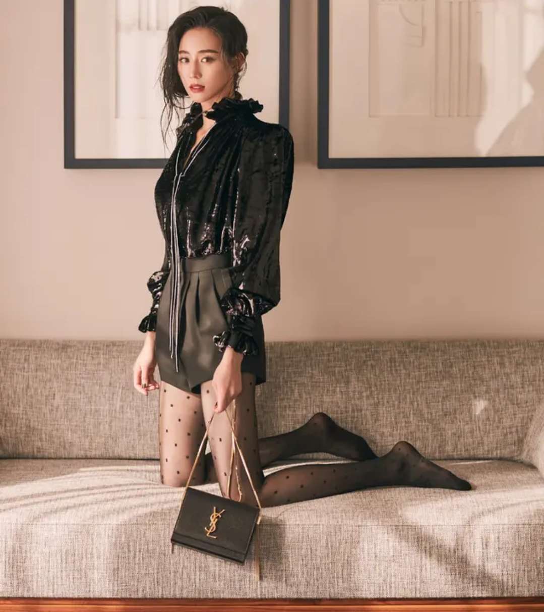 38岁张钧甯晒性感美足美腿撩人网友这身材谁顶的住啊