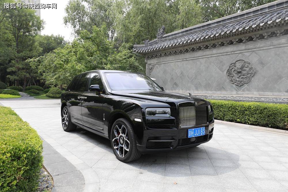 尊享圣驾库里南blackbadge上市售价780万元