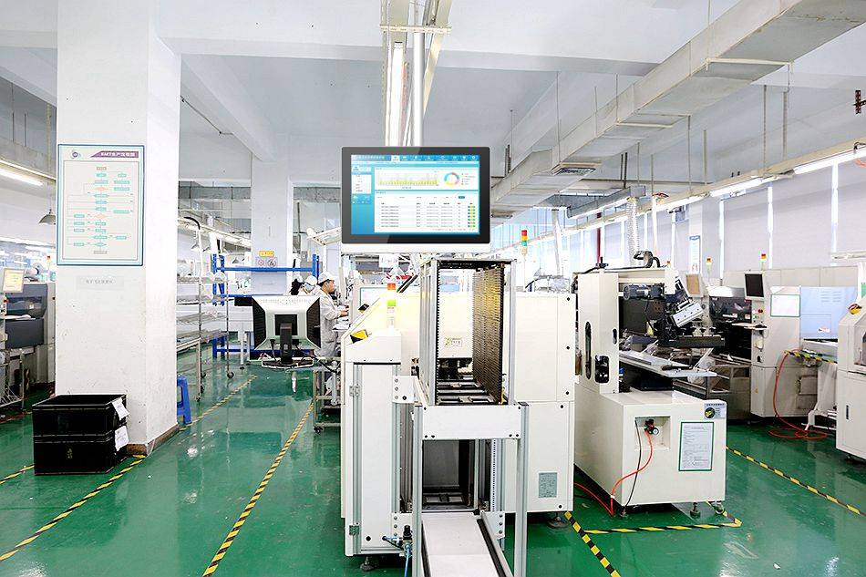 智能电子看板的众多品类中工业一体机应用车间工位视频sop是怎样的