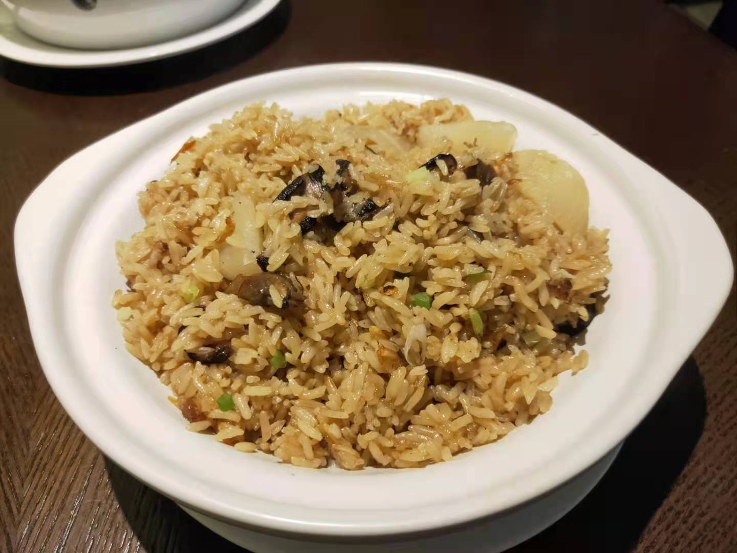 闽南萝卜焖饭,鲜香软糯,水润香甜,吃了还想吃的特色美食家常菜