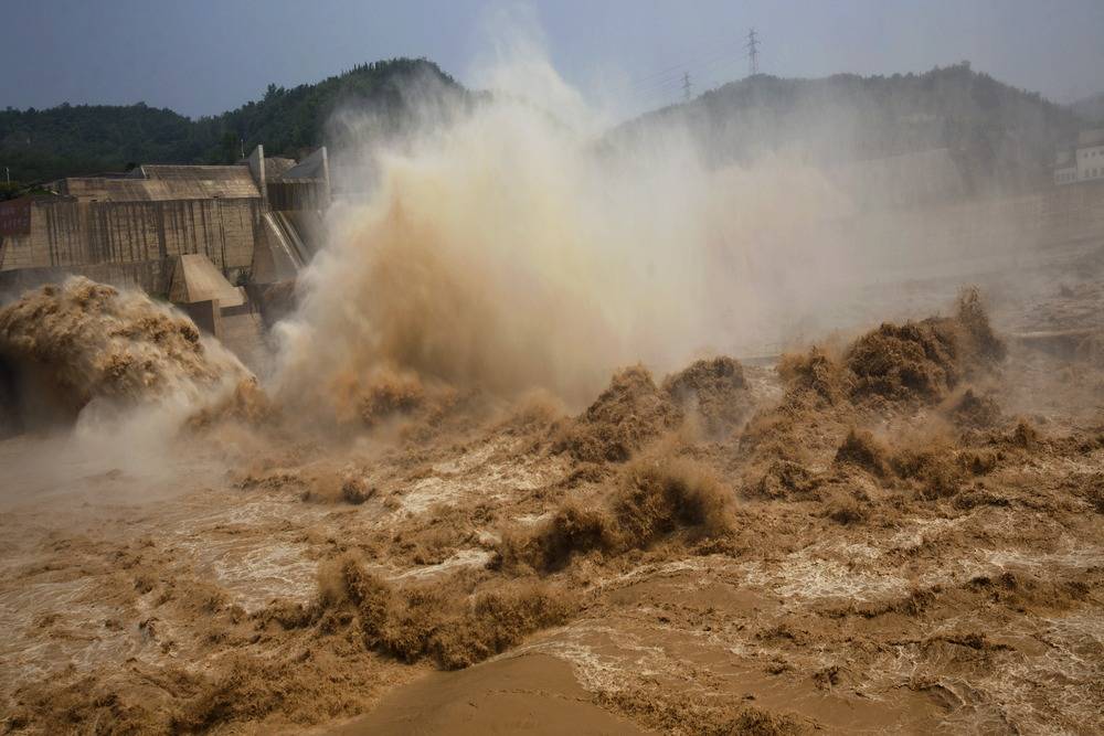 原创:小浪底排沙放水