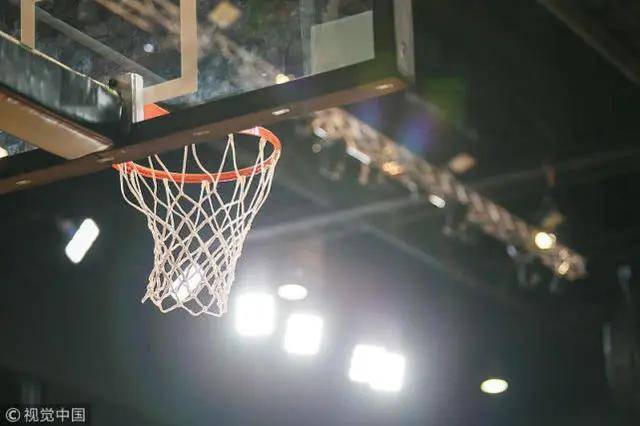 正规的篮球架高多少米,nba篮筐高度是3.15米-团团金服
