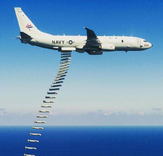 原创9000米高空的潜艇杀手!美军投放测试新型反潜鱼雷,瞄准水下幽灵