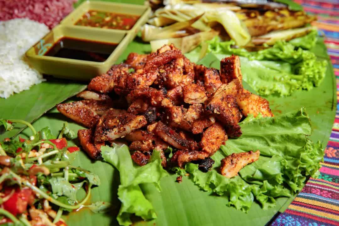 万物皆可拌的傣族美食 真是饕餮盛宴 垂涎三尺_德宏