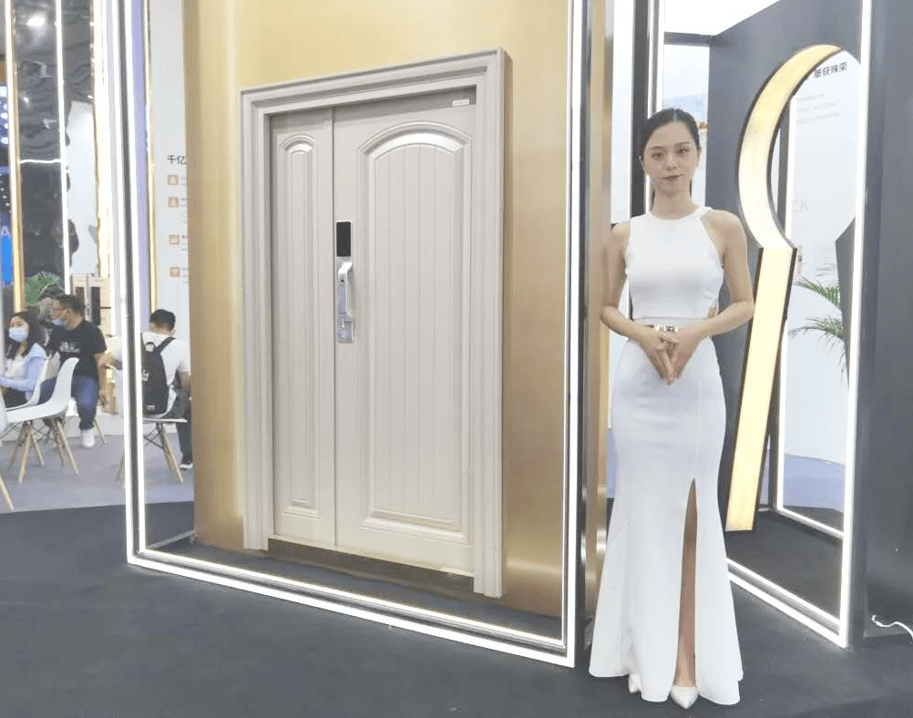 乘风破浪的亚太天能铸造中国智能门典范