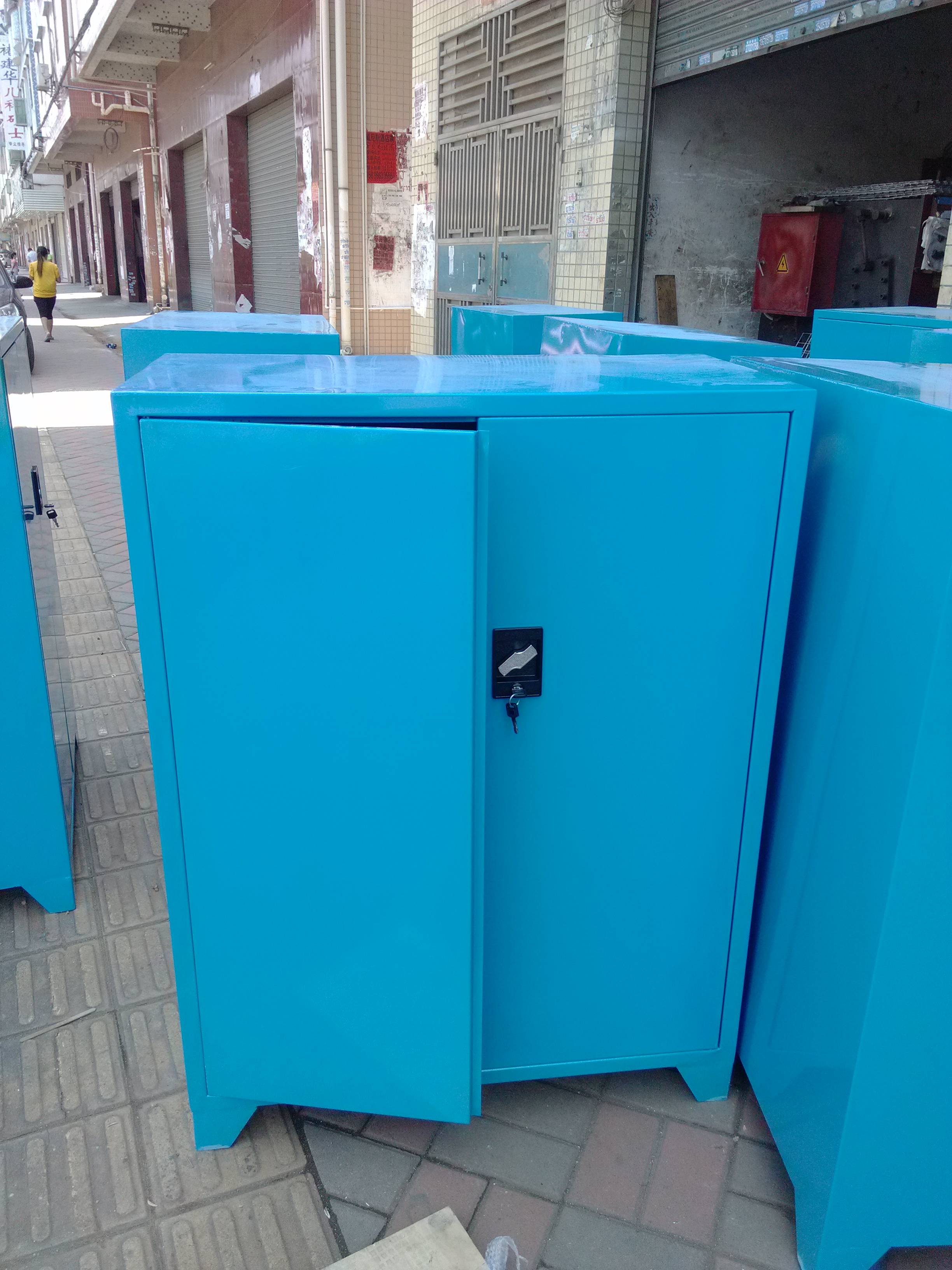 双开门铁柜层板式铁柜卷帘门铁柜大铁门工具柜