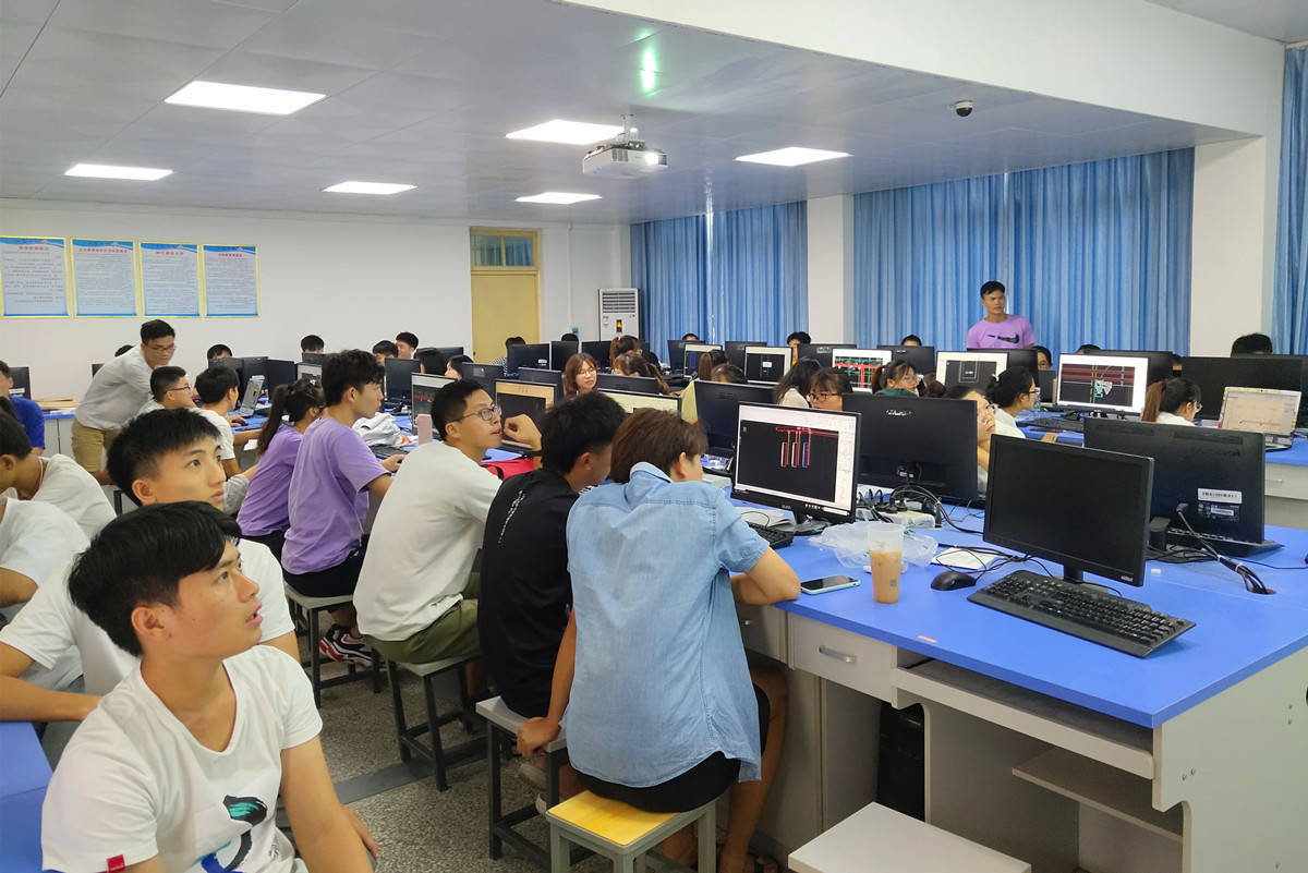 校企合作丨七三科技与河池学院开展bim技术课程设计培训