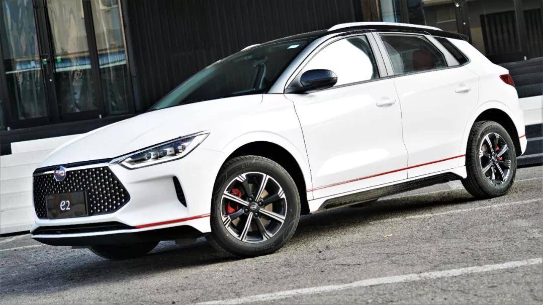 主打年轻人的高颜值电动车,比亚迪e2究竟如何?_搜狐汽车_搜狐网