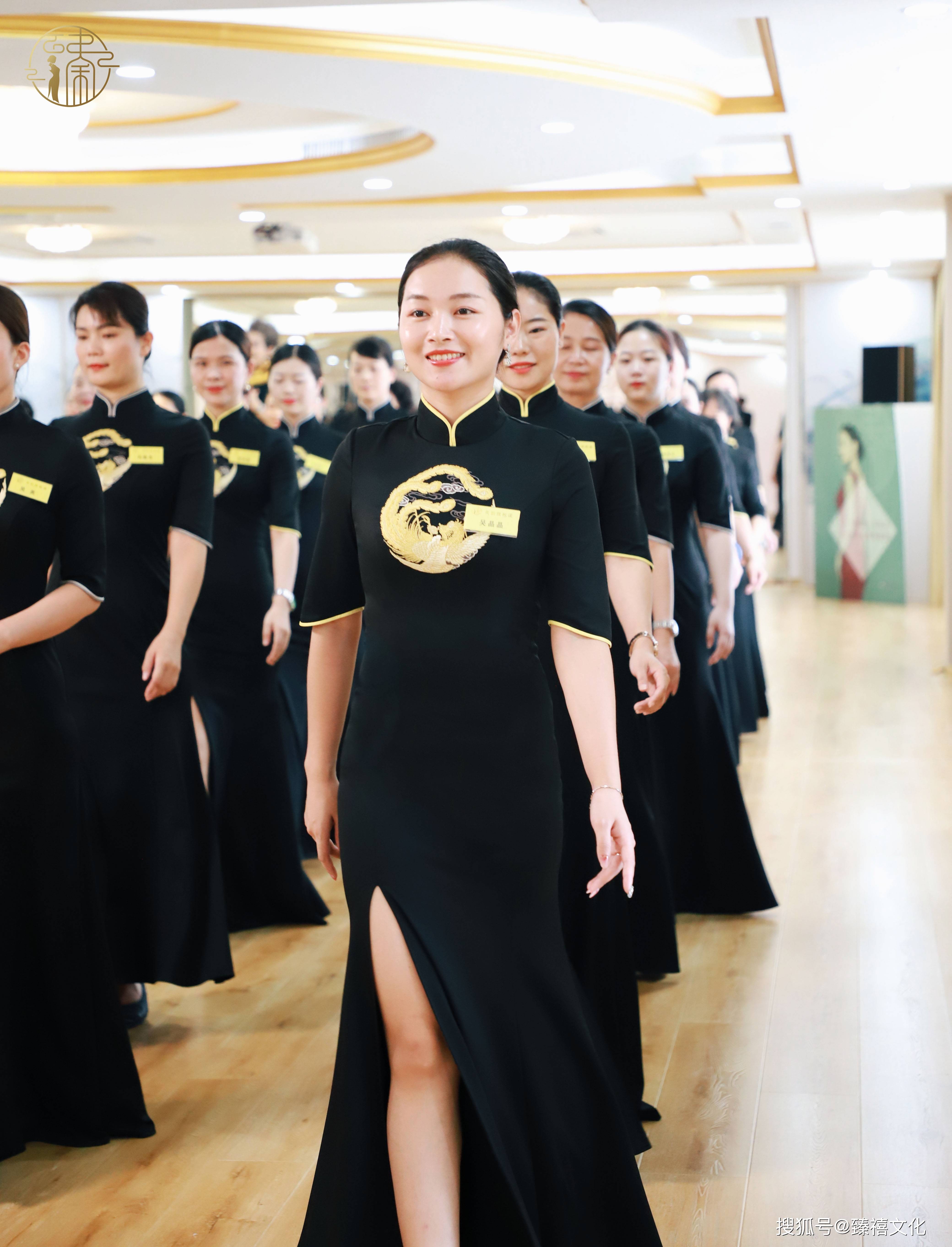 臻尚美特邀世界旗袍冠军&中国旗袍皇后曹美丽授课!