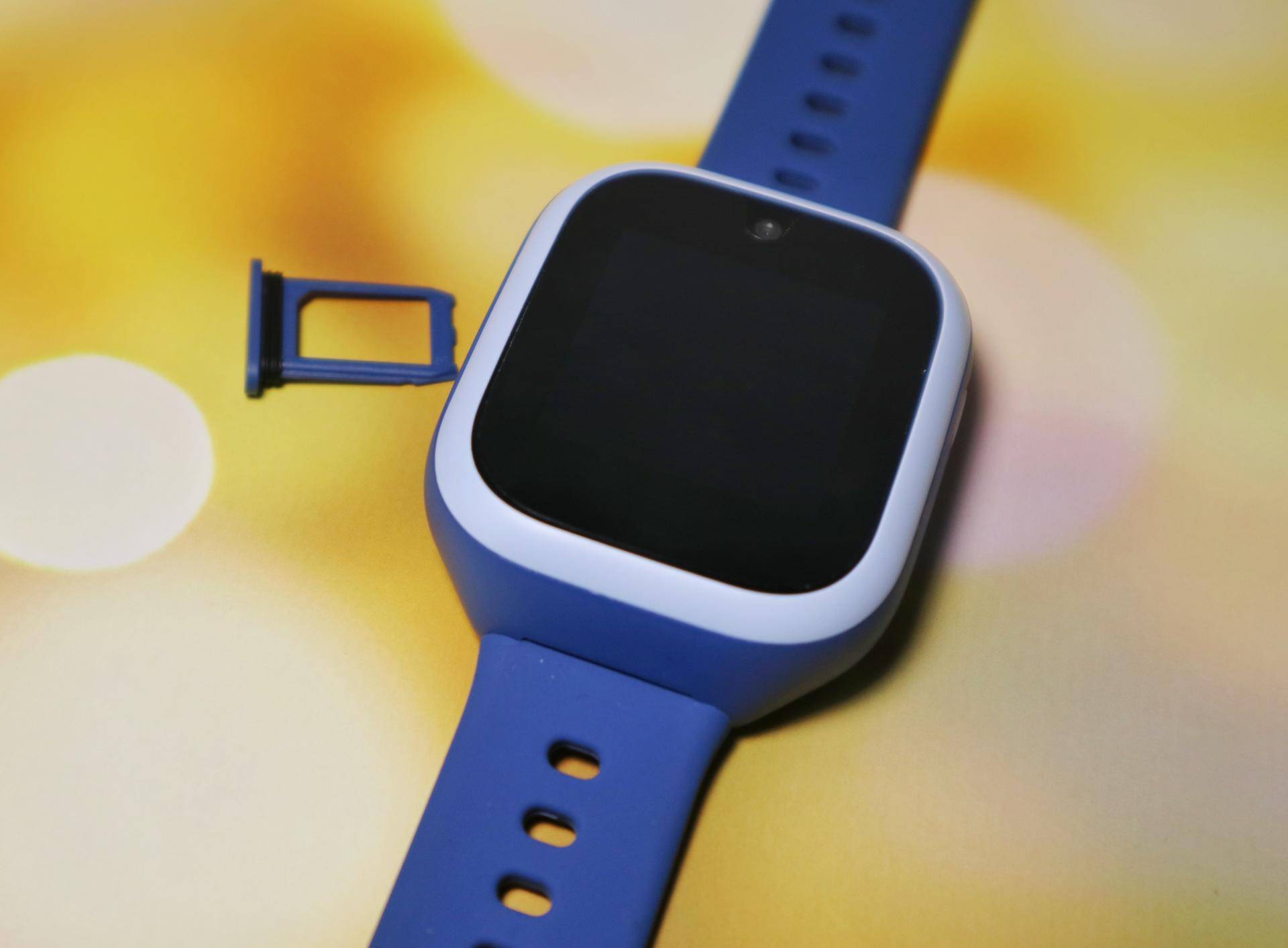 人见人爱的电话手表——米兔儿童电话手表4c