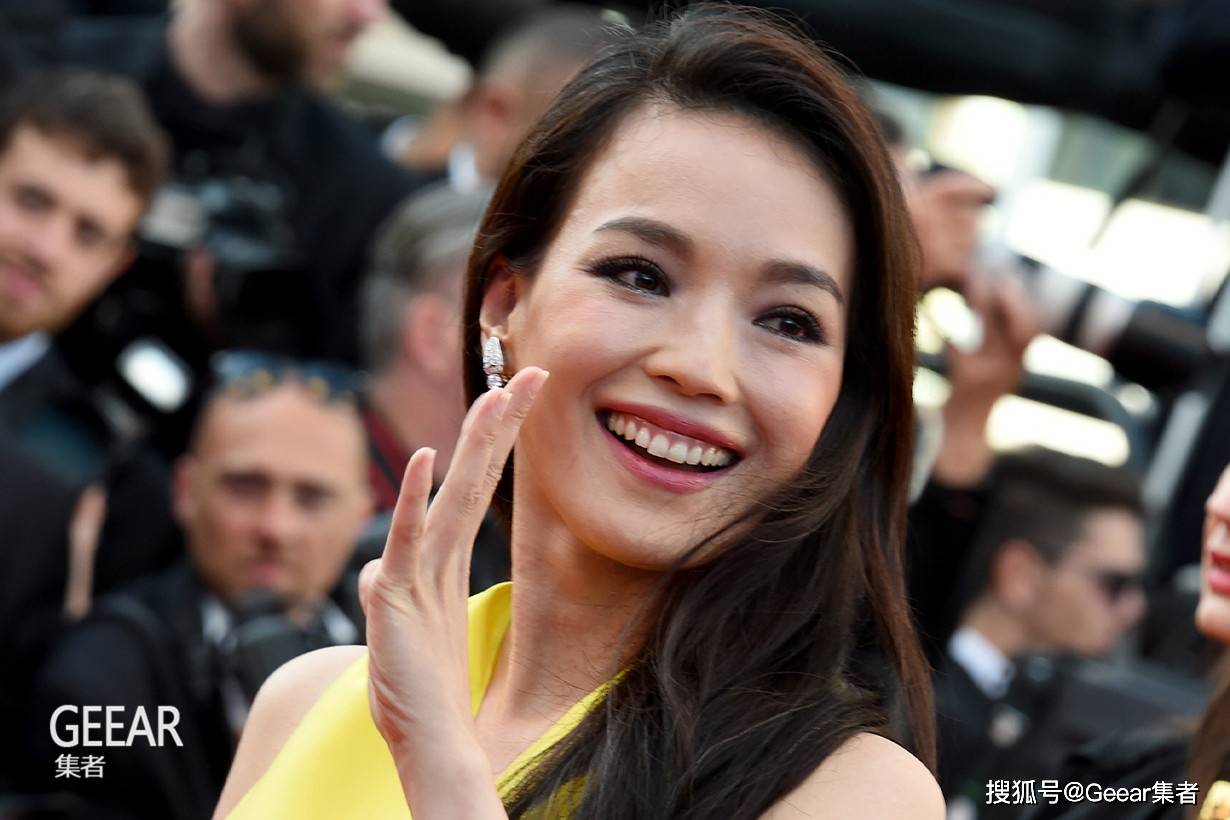 从艳星到国际影后:舒淇这一路艰辛才是真正的乘风破浪!