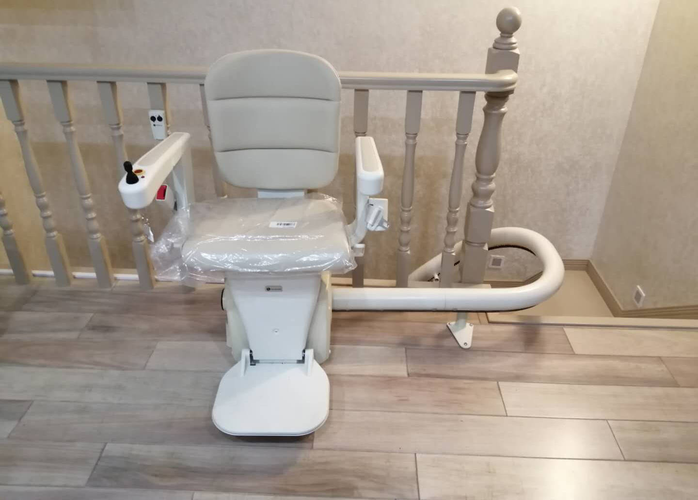 瀚德凯尔座椅电梯的品牌优势