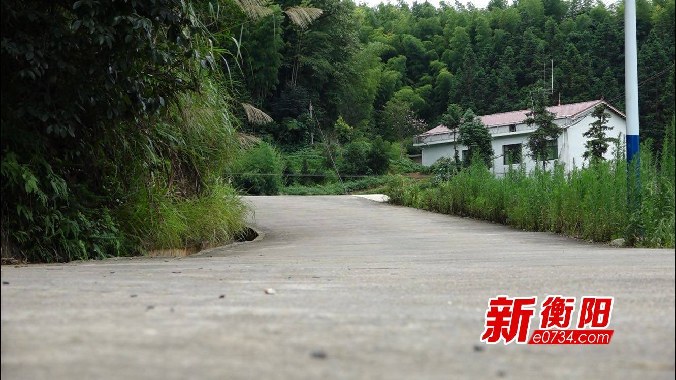 决胜2020:衡山县新桥镇查泉村路通了,水清了,环境更美了_村民