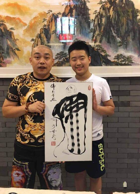 当年的书法神童何世龙,一幅作品卖11万,如今现状却成这样!