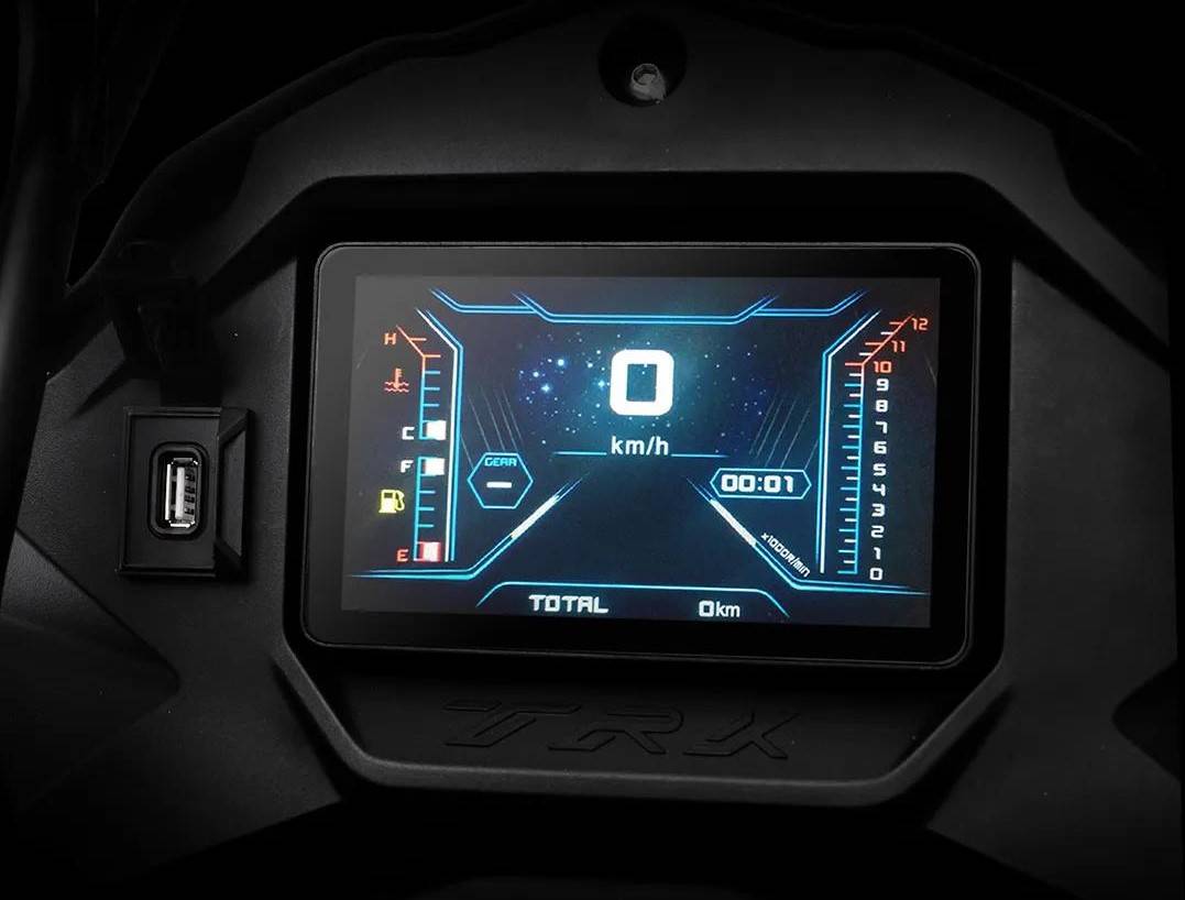 新增全彩仪表kyb减震 贝纳利trk502新款上市 起售价38800元