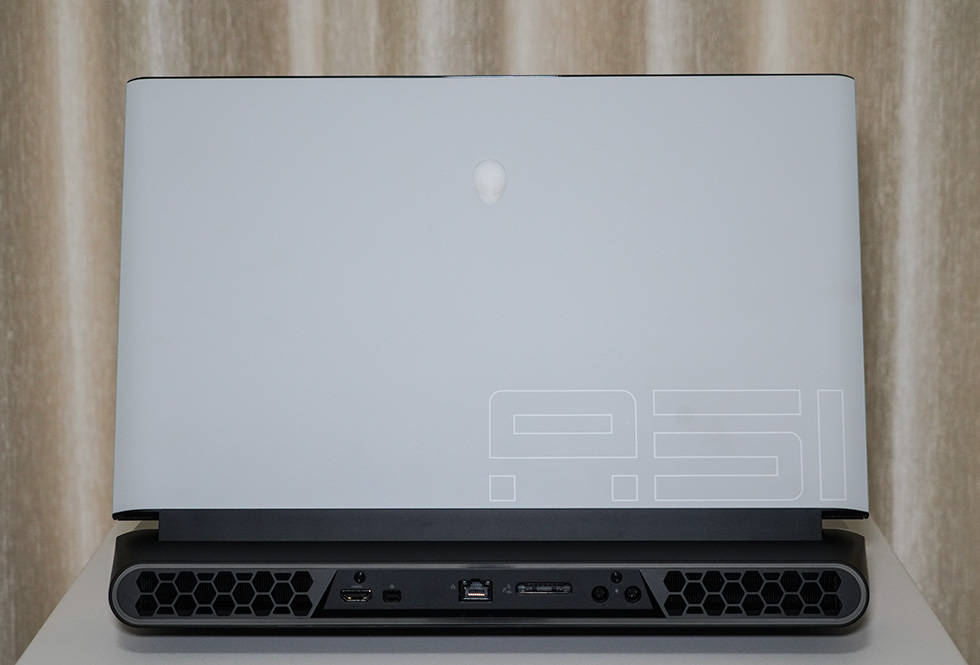 能否荣膺2020烤机界霸主称号alienwarearea51mr2双烤测试