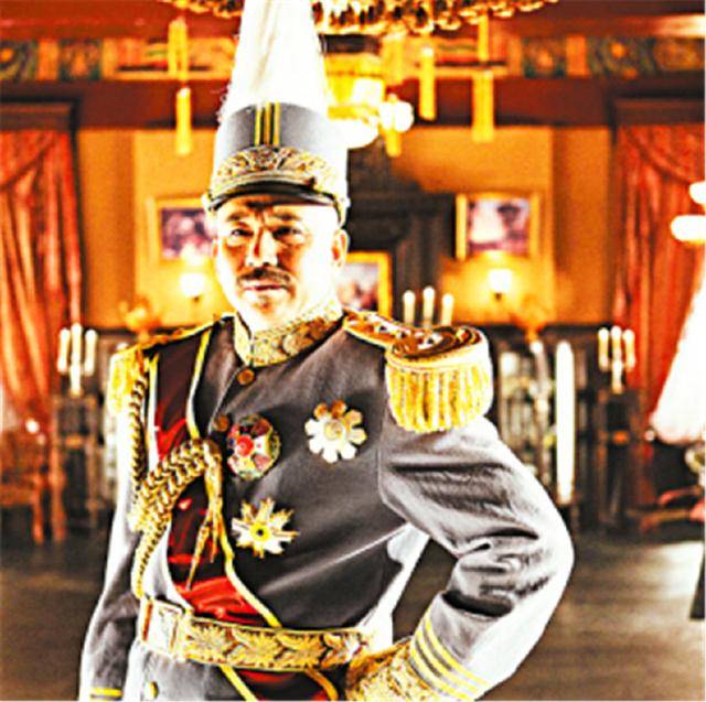 袁世凯吃饭时有两个习惯,一个被人称颂,另一个让儿女们十分害怕!