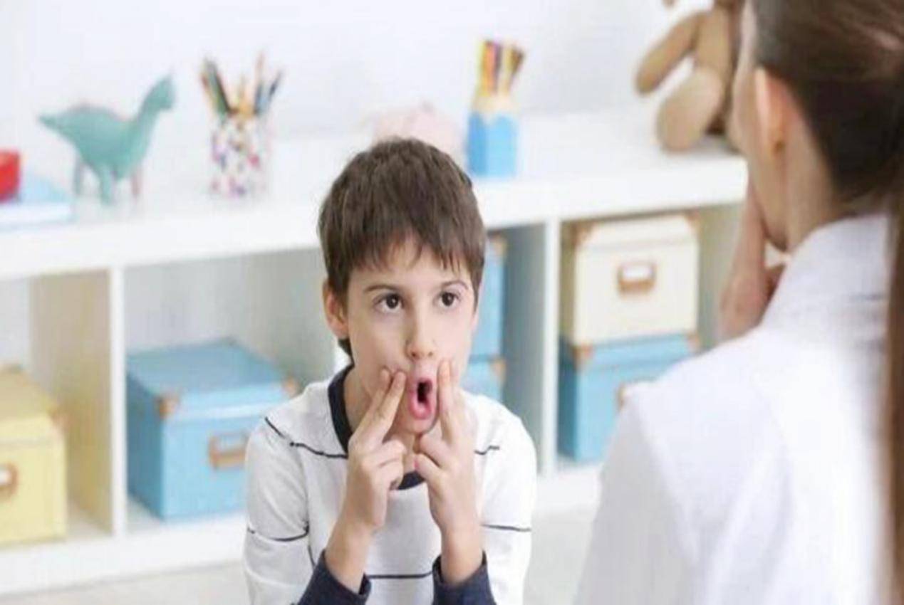 晚说话没什么不好,贵人语迟?别错过宝宝开口说话的最佳时机_孩子