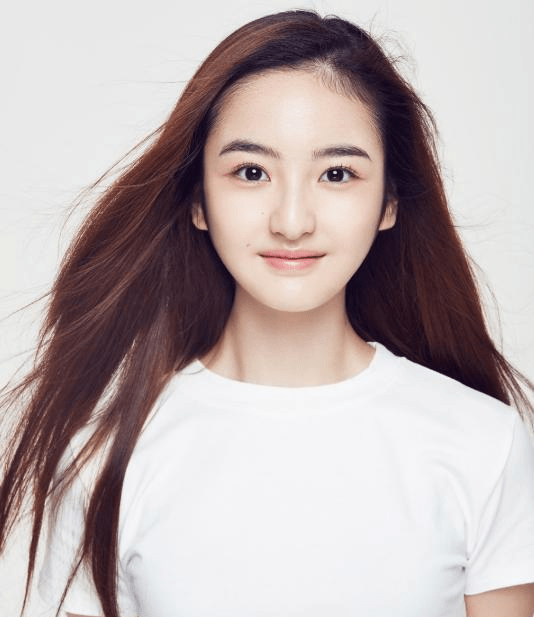 《勇敢爱》8岁相识,12岁就公布恋情,相差13岁的师生恋终成眷属