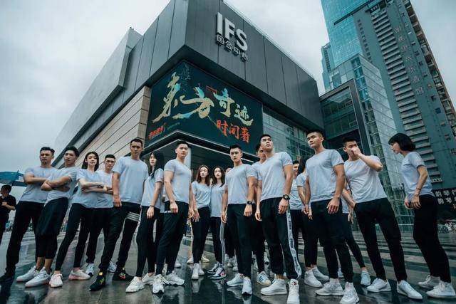 东方奇迹时间著丨时间的联袂建发央著跨界盛典来袭