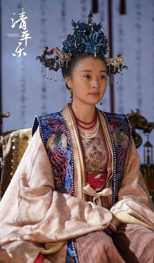 《清平乐》中的垂帘太后刘娥,一个中国灰姑娘的传奇与超越