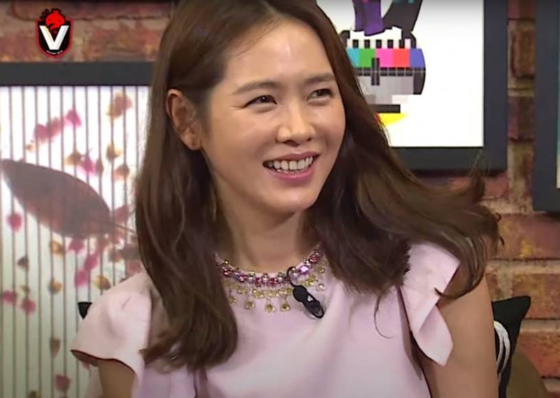 原创孙艺珍反差萌趣事综艺傻瓜舞怕脸变大竟抬头打嗑睡孔晓振孙艺珍有