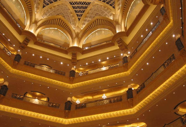 原创全球唯一的十星级酒店,建于水下可与鱼同眠,一晚需5500美金