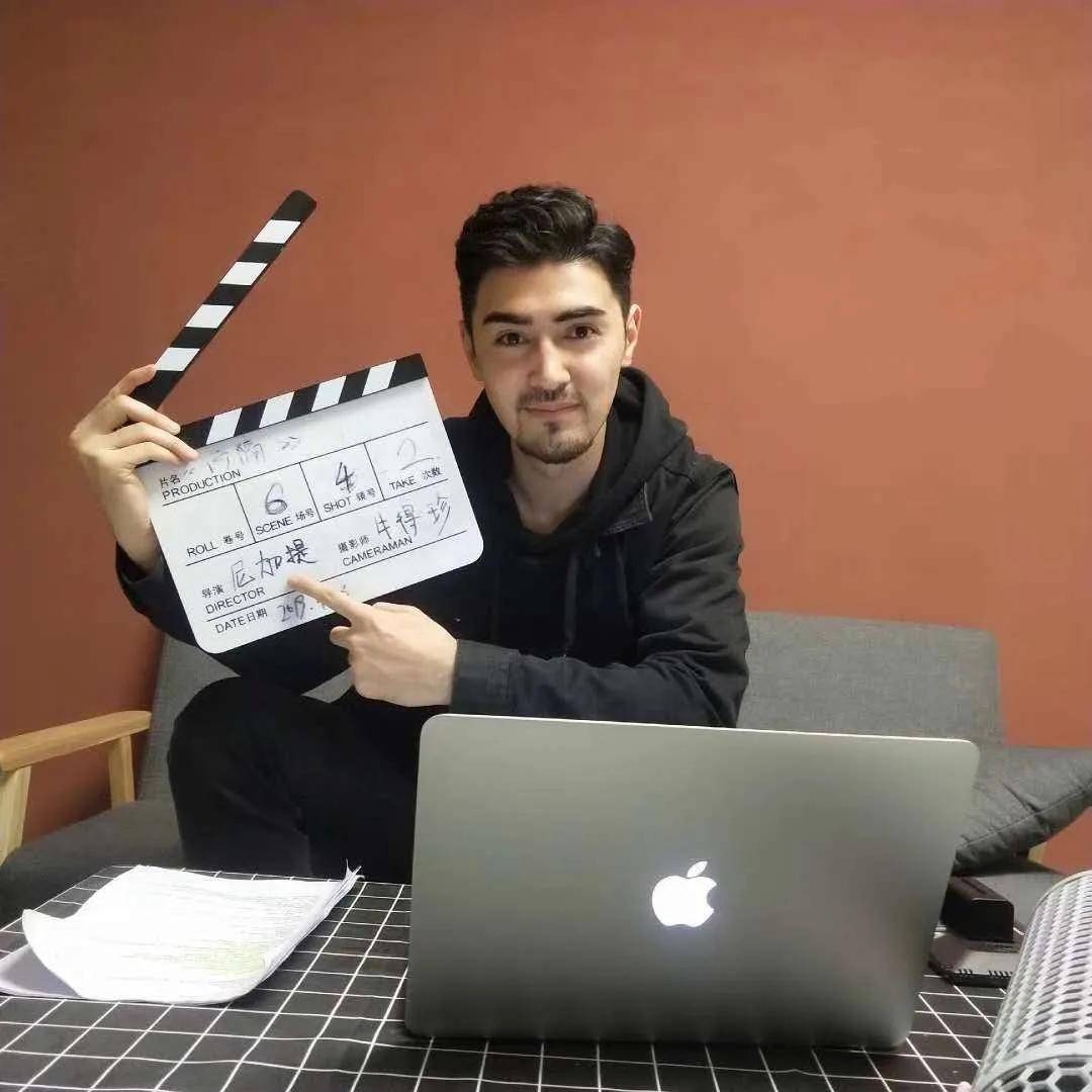 演员直播带货近视手术,普瑞这波操作太6了!_尼加提