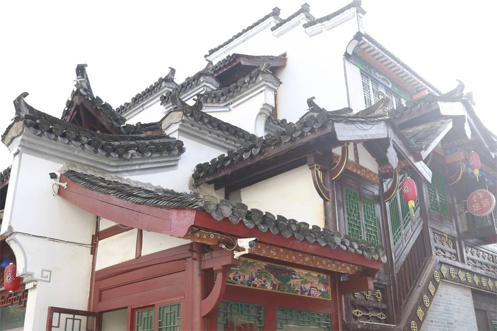 这样的仿古建筑你们不会只有在电视上看到过吧