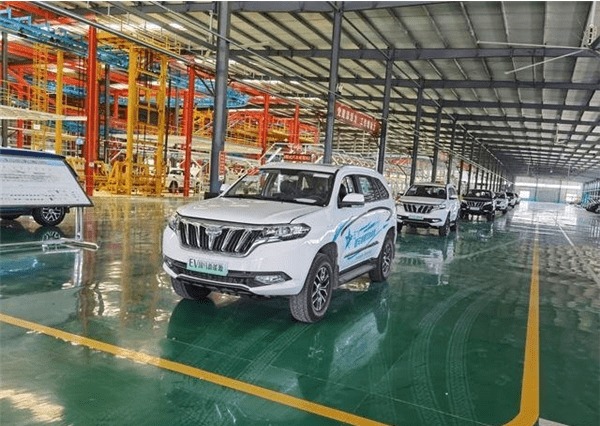 国马新能源概念车亮相第八届郑州新能源汽车展