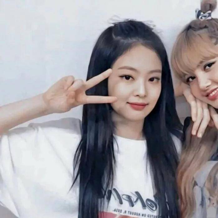 blackpink头像,壁纸,表情包,背景图合集