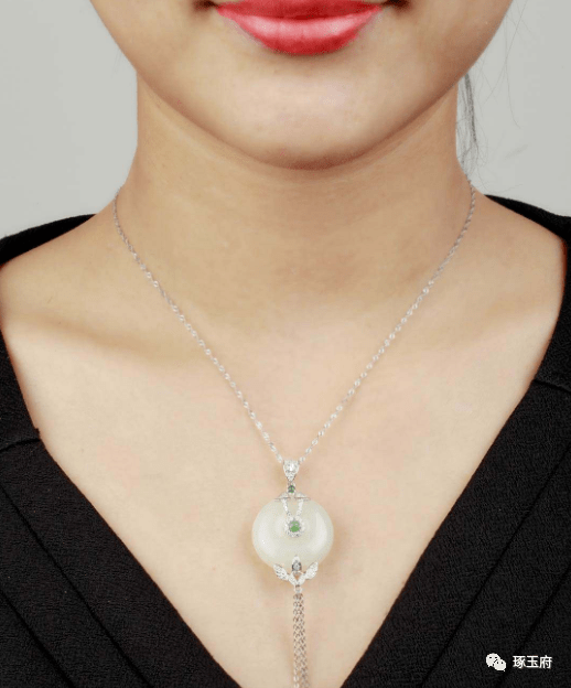 为什么很多人都佩戴呢?_内里