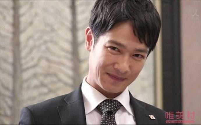 堺雅人在日本的地位如何 他的地位相当于中国演艺圈的谁_人物