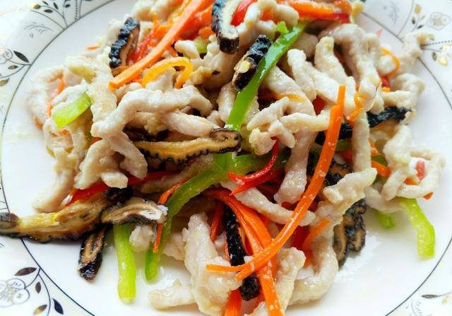 原创五彩肉丝这样做肉丝居然这么嫩上桌遭疯抢