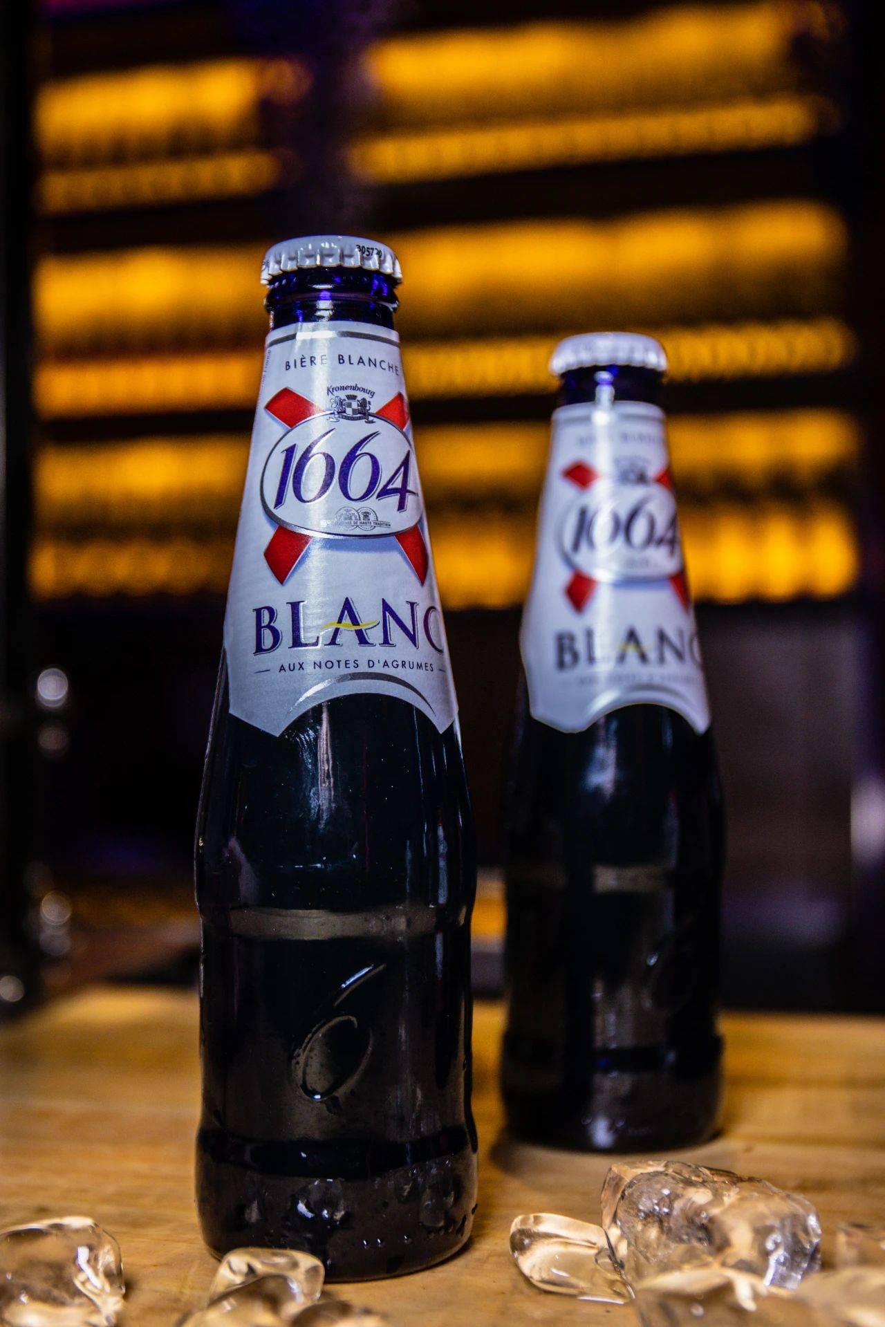 啤酒免费喝!火爆全国16年的helens小酒馆又搞大事,连嗨31天!_海伦