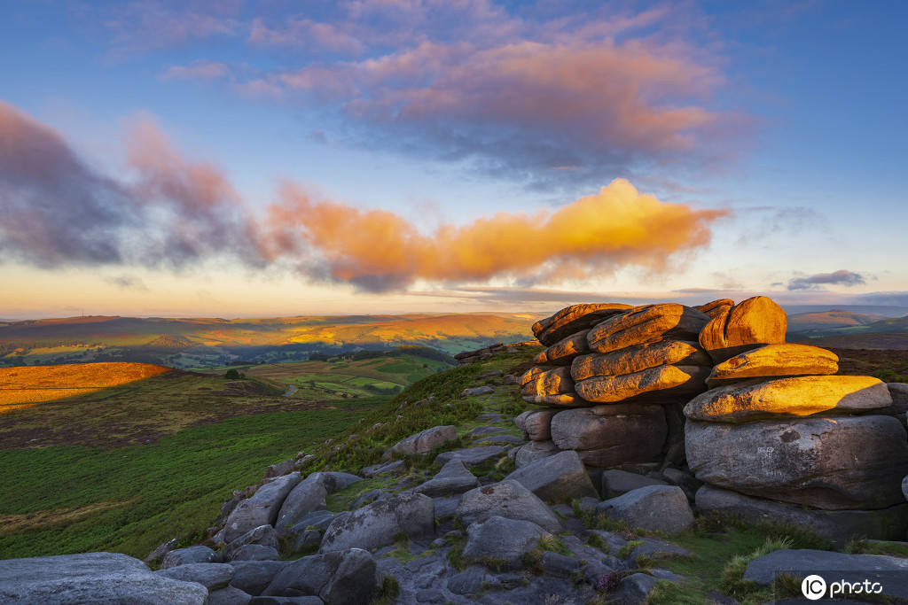 英国德比郡峰区夏日美景 梦幻飘渺如诗如画