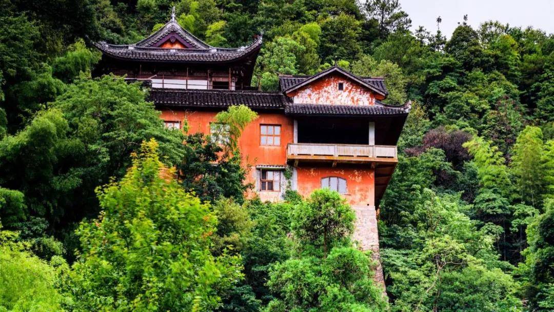 避暑纳凉正当时平均温度26的石梁考虑一下吧