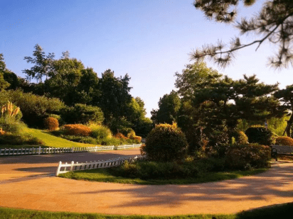 融城昆明湖之文化之所——闻一多公园