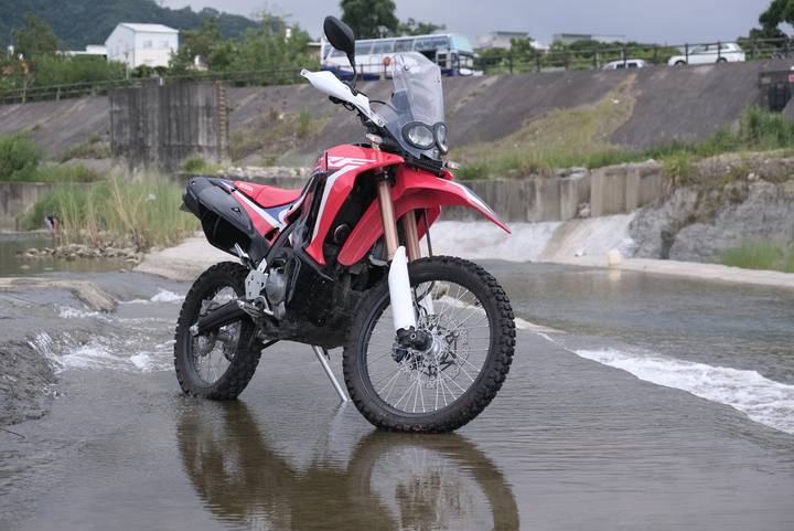越野穿行轻便才是硬道理本田crf250拉力车骑行体验