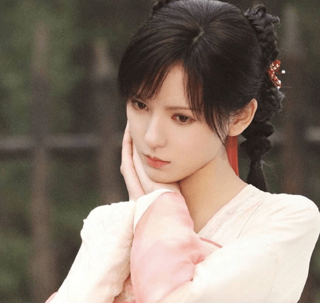 琉璃美人煞开播溜粉太久观众都开始不买账了