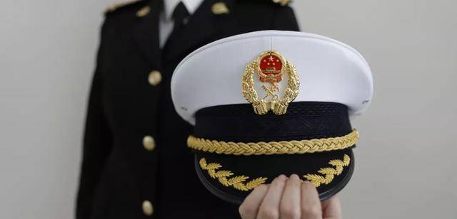 这类公务员制服真的太太太太帅了,高清图片来袭!_海关