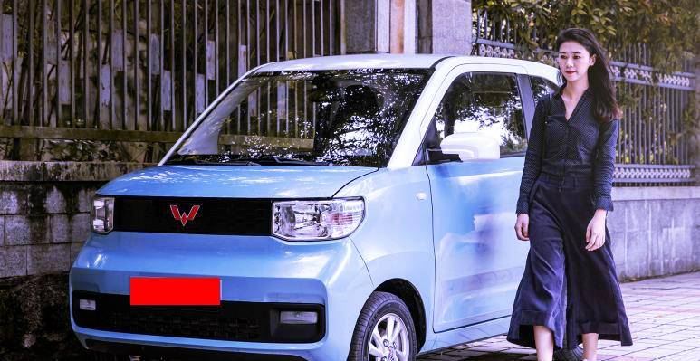 五菱宏光呆萌小弟正式到来双门电动4座样样配有