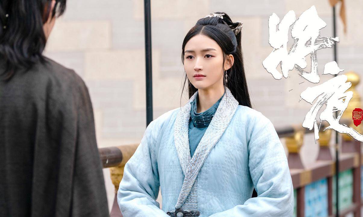 康可人:演过将夜,扮过朱露莎,如今在《三十而已》观众没认出来