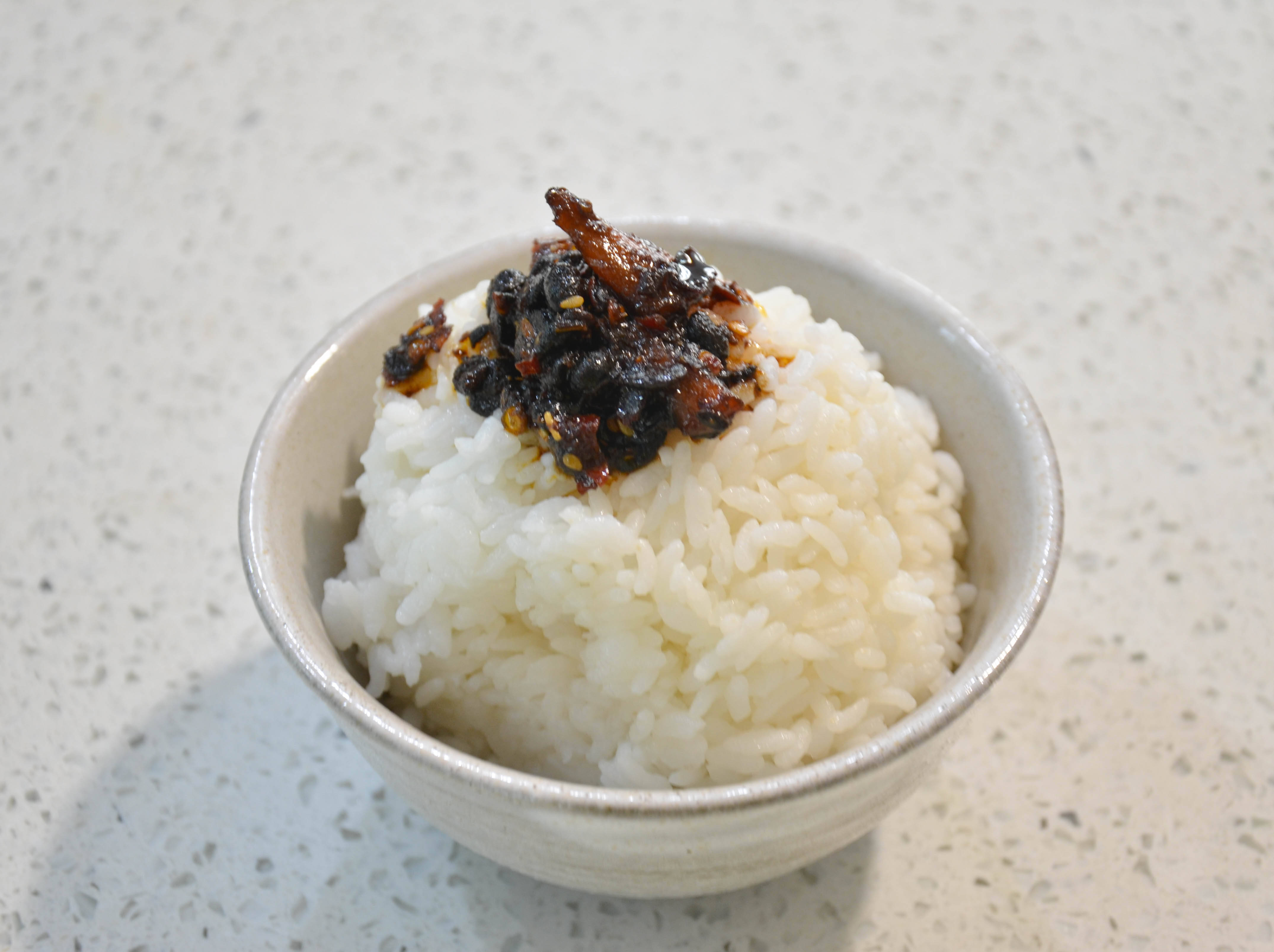 白嫖党报告1,辣椒酱青春味,我找到了年轻时的老干妈