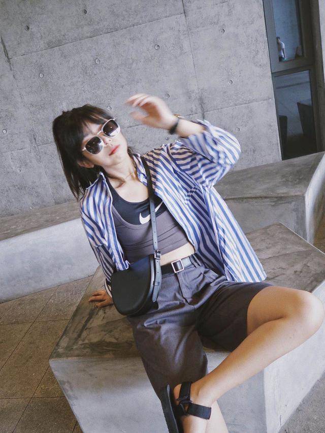 原创真人示范|7套简单清爽的夏日穿搭,基础款如何穿出风格?