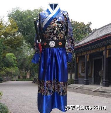 满清误我三百年!明朝比清朝还穷困落后:明朝真不是满街飞鱼服