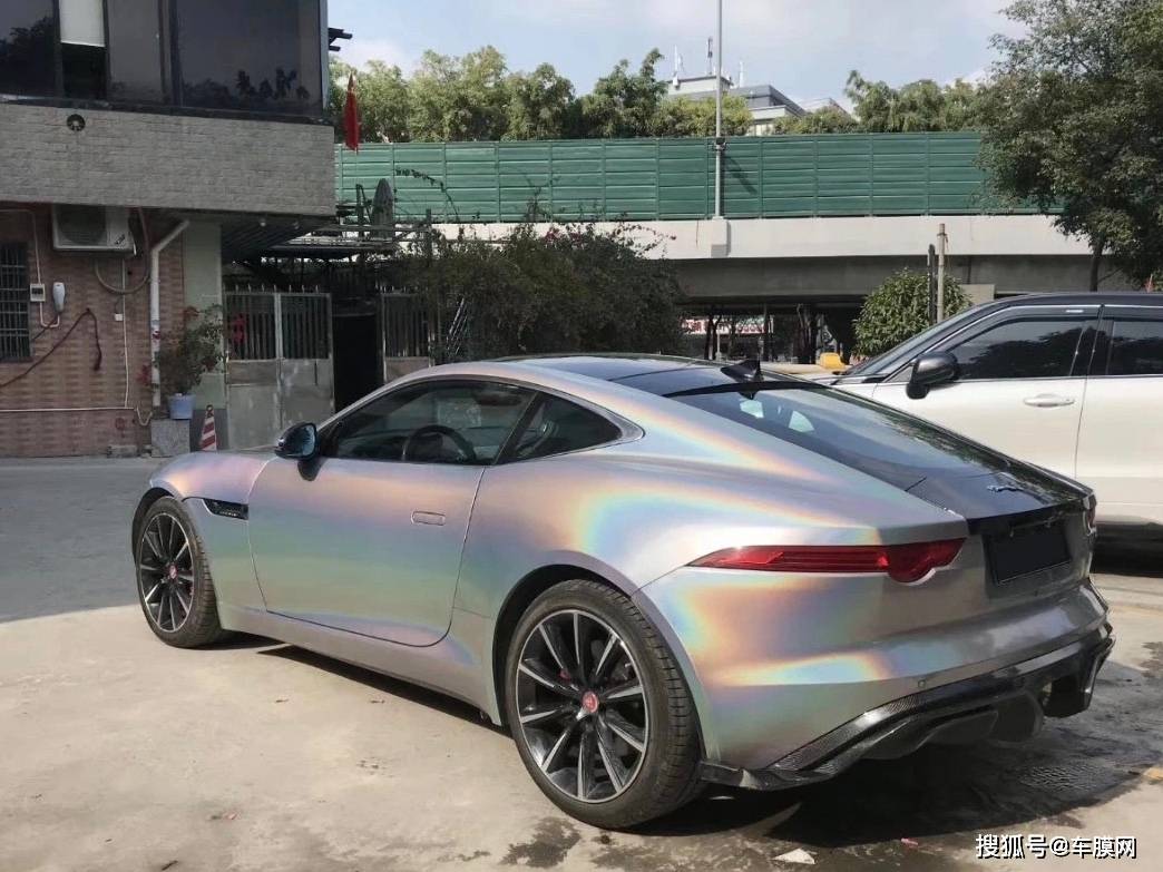 捷豹f-type镭射银改色贴膜效果图