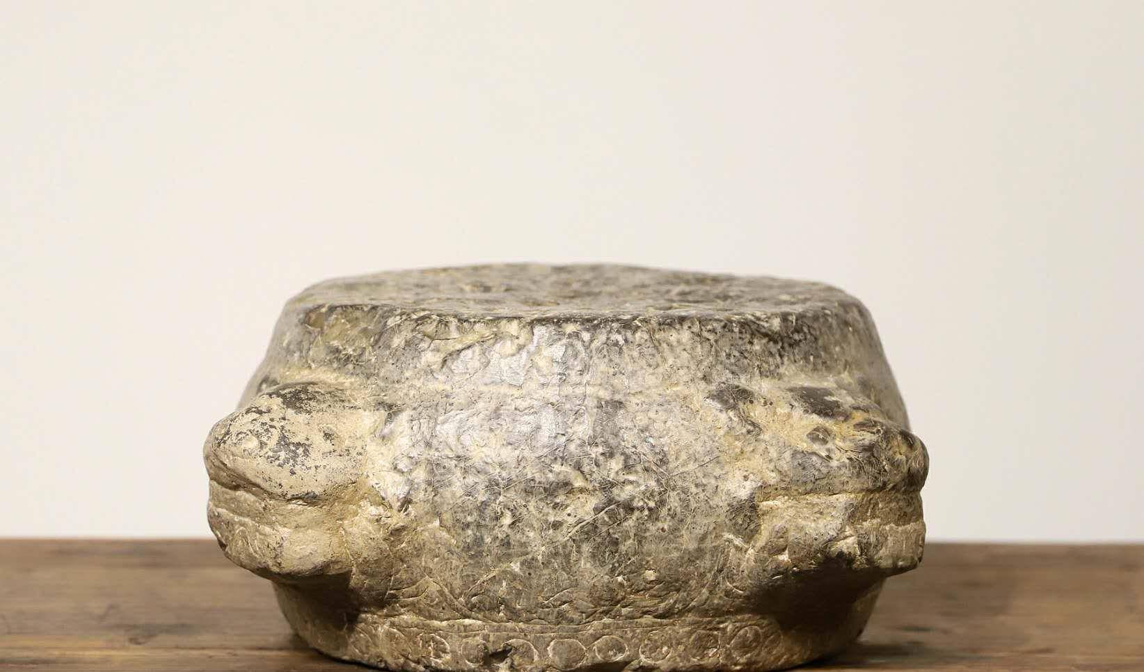 兽头石鼓,明代,青石,器型饱满,皮壳自然圆润,面直径24厚14原味包老