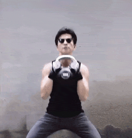 原创李健突晒肌肉照,好身材的保养秘诀竟是八字箴言,你收藏了吗?